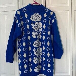 Vintage 80s Winter Snowflake Rose Holiday Sweater Size M